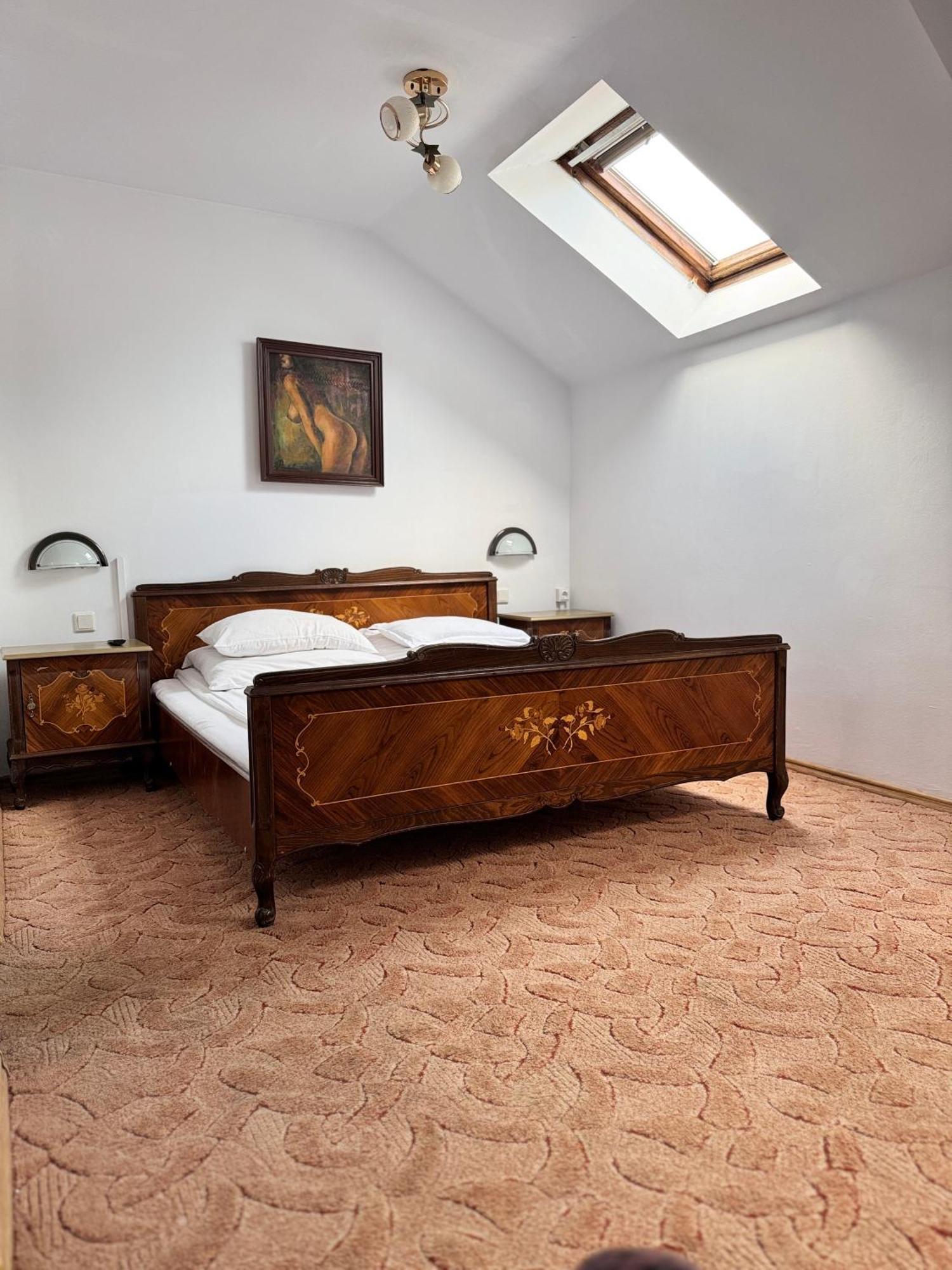 Complex Select Hotel Medias Bagian luar foto