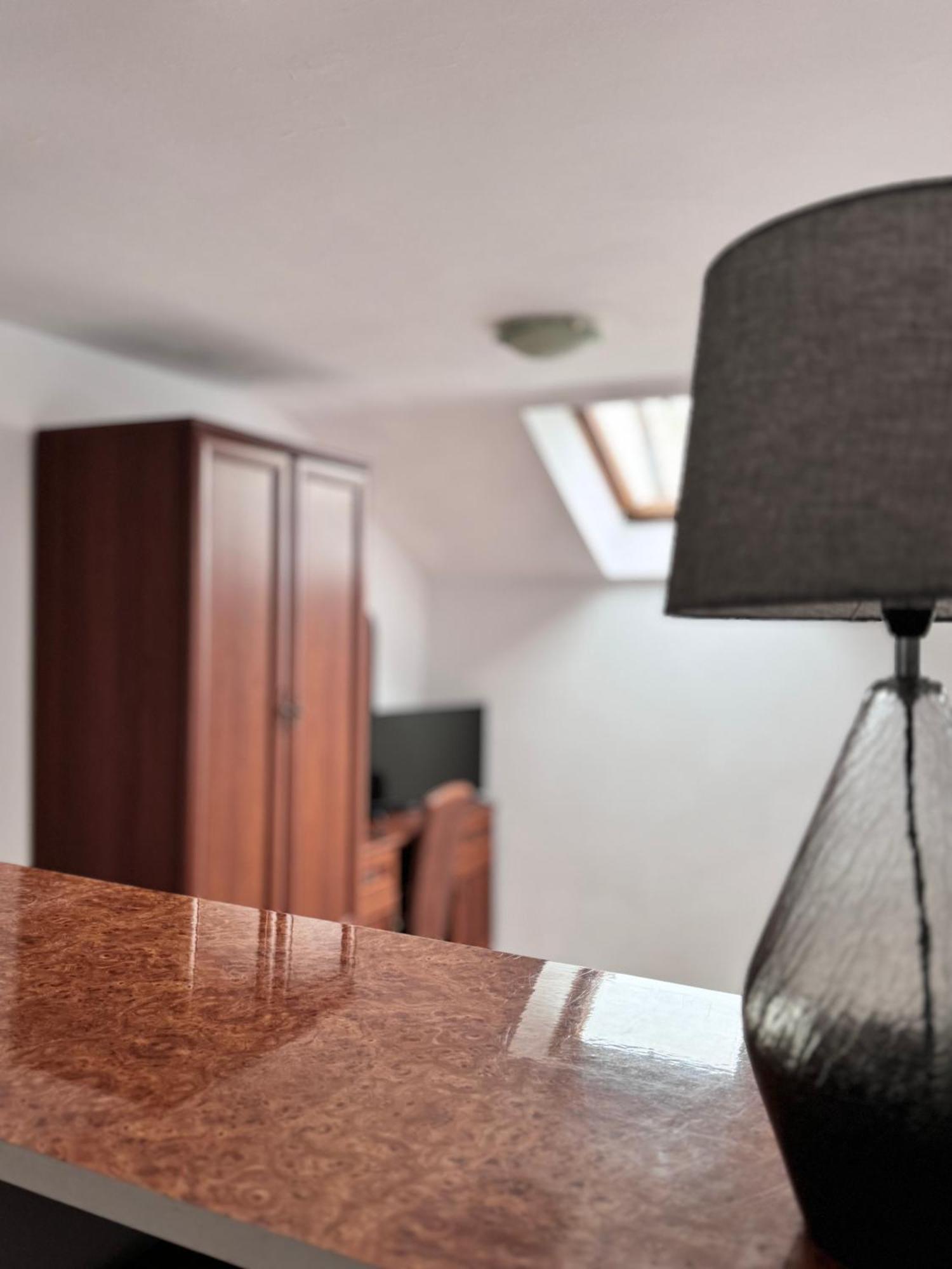 Complex Select Hotel Medias Bagian luar foto