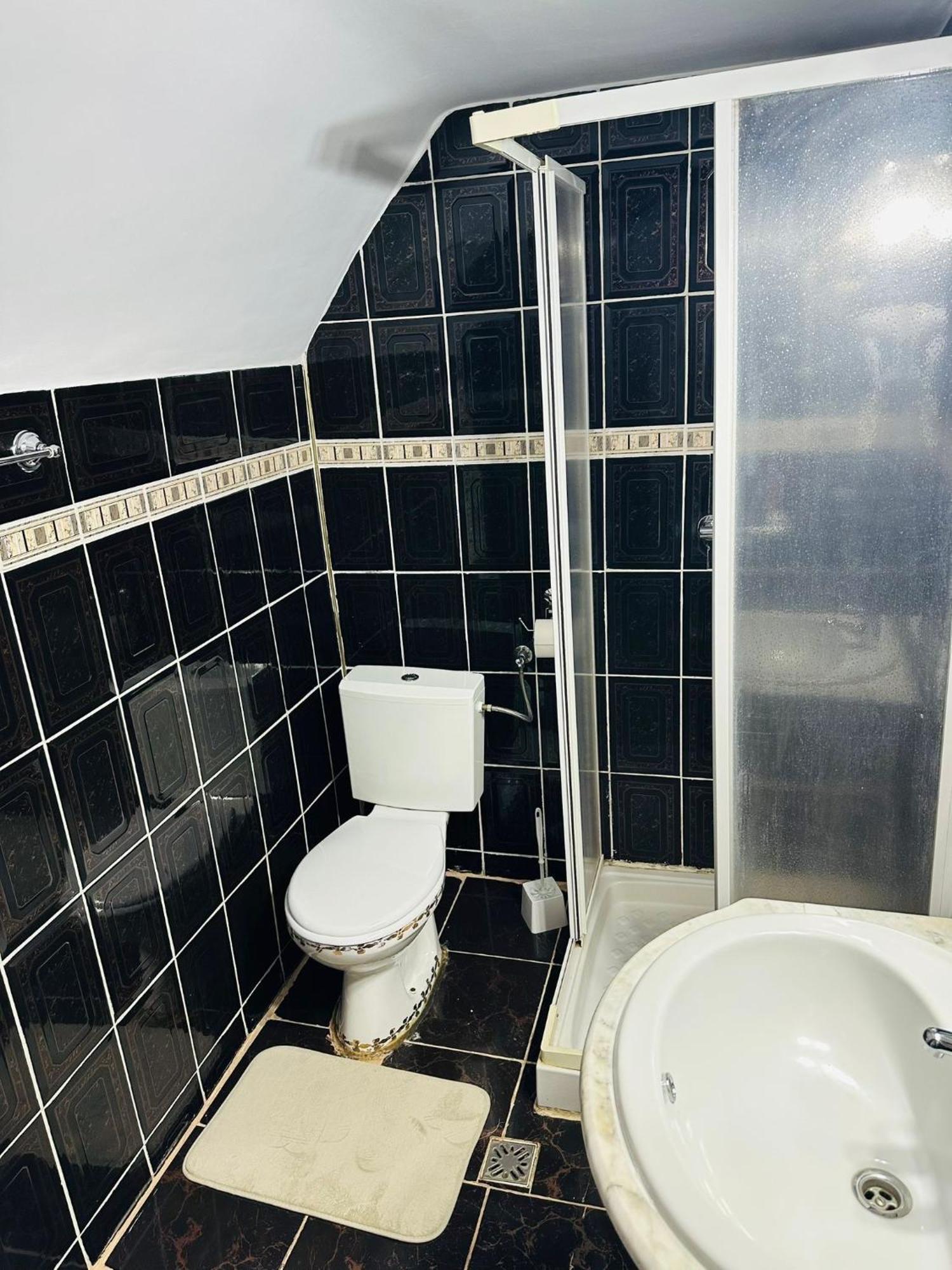 Complex Select Hotel Medias Bagian luar foto